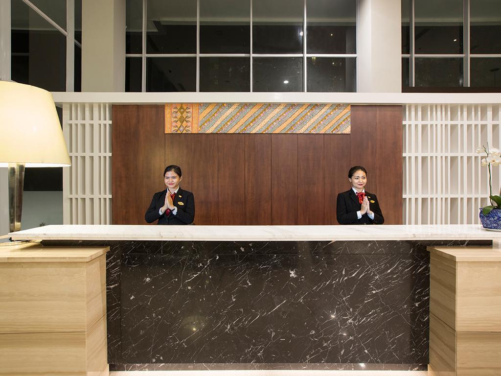 Hotel Santika Pekalongan Zewnętrze zdjęcie