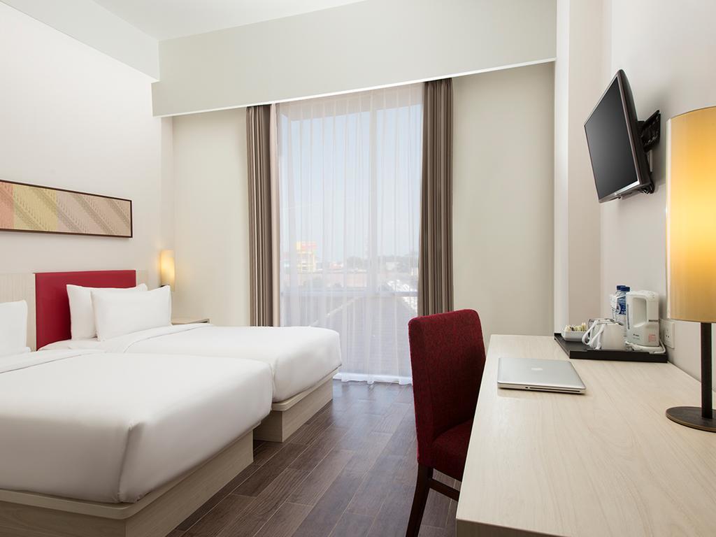 Hotel Santika Pekalongan Zewnętrze zdjęcie
