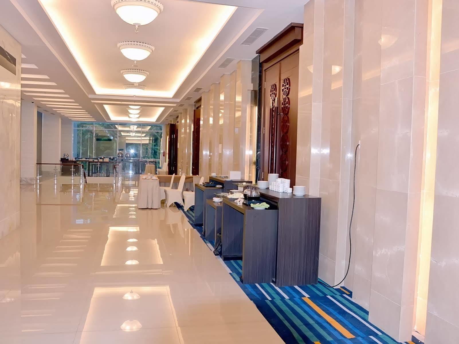 Hotel Santika Pekalongan Zewnętrze zdjęcie